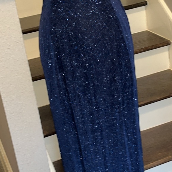 Susan Roselli for Vijack Navy Blue Sparkling Effect Long Gown. Unique Back Sm - Picture 8 of 16